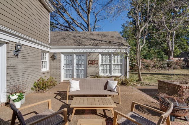 418 WOODMERE DR, Memphis, TN 38117