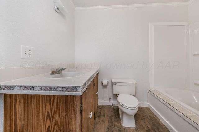 94 LIBERN Drive, Howardwick, TX 79119