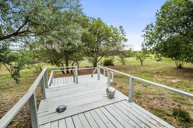 94 LIBERN Drive, Howardwick, TX 79119
