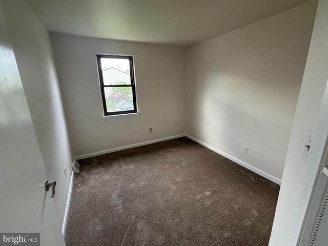 1460 TARLETON PL, Warminster, PA 18974