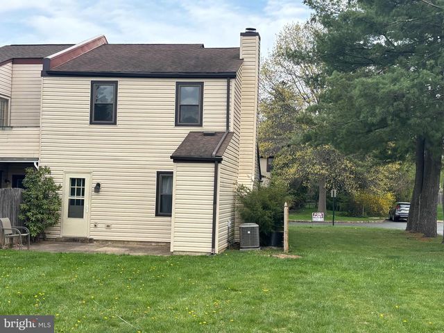 1460 TARLETON PL, Warminster, PA 18974