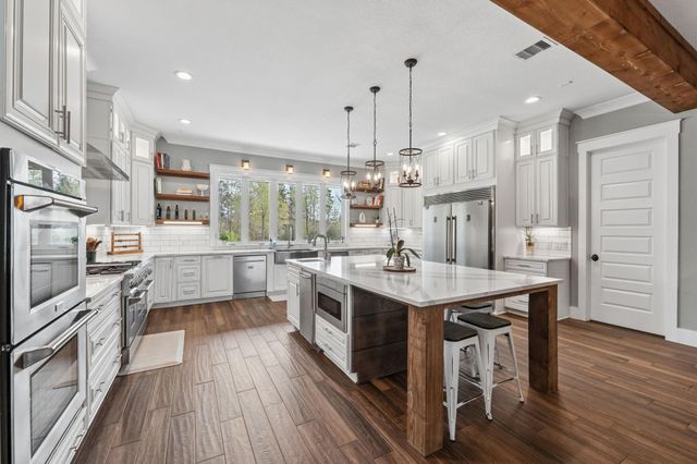 214 A Fm-1097 E, New Waverly, TX 77358