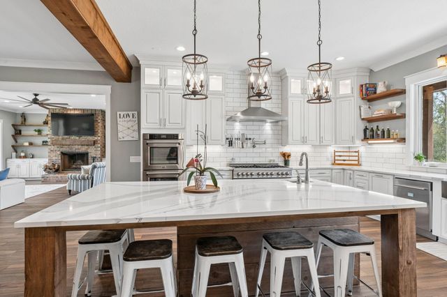 214 A Fm-1097 E, New Waverly, TX 77358