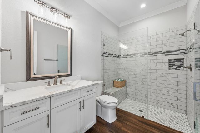 214 A Fm-1097 E, New Waverly, TX 77358