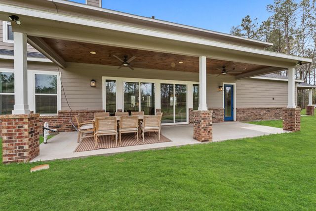 214 A Fm-1097 E, New Waverly, TX 77358