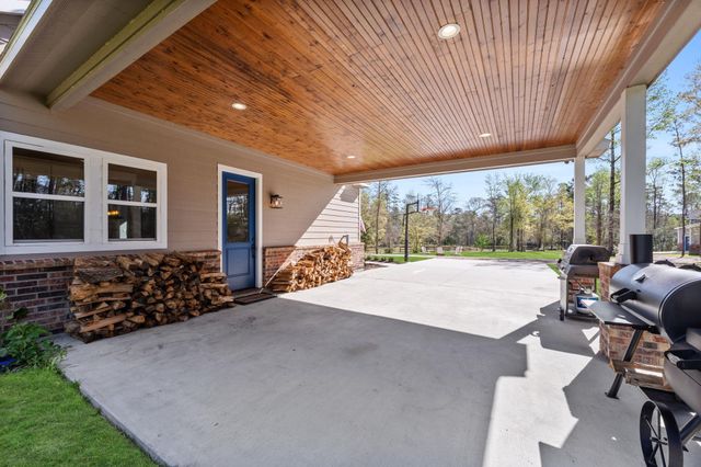 214 A Fm-1097 E, New Waverly, TX 77358