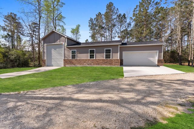 214 A Fm-1097 E, New Waverly, TX 77358