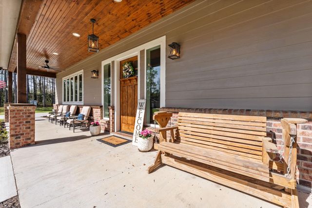 214 A Fm-1097 E, New Waverly, TX 77358