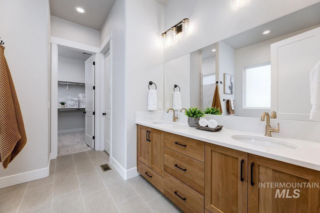 9082 W River Otter Dr, Boise, ID 83714