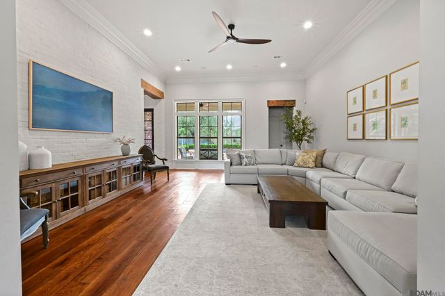 16195 Feliciana Ave, Prairieville, LA 70769