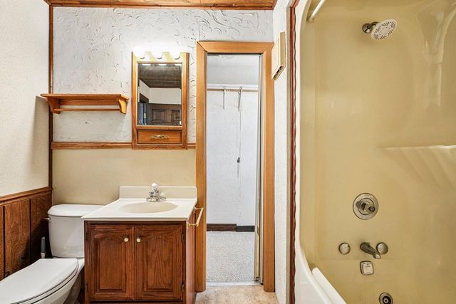 1970 S 75th STREET, West Allis, WI 53219