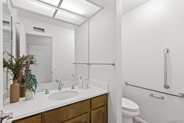 1844 Hacienda Dr., El Cajon, CA 92020
