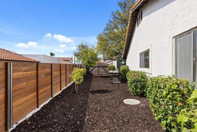 1844 Hacienda Dr., El Cajon, CA 92020
