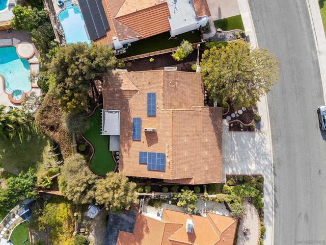1844 Hacienda Dr., El Cajon, CA 92020