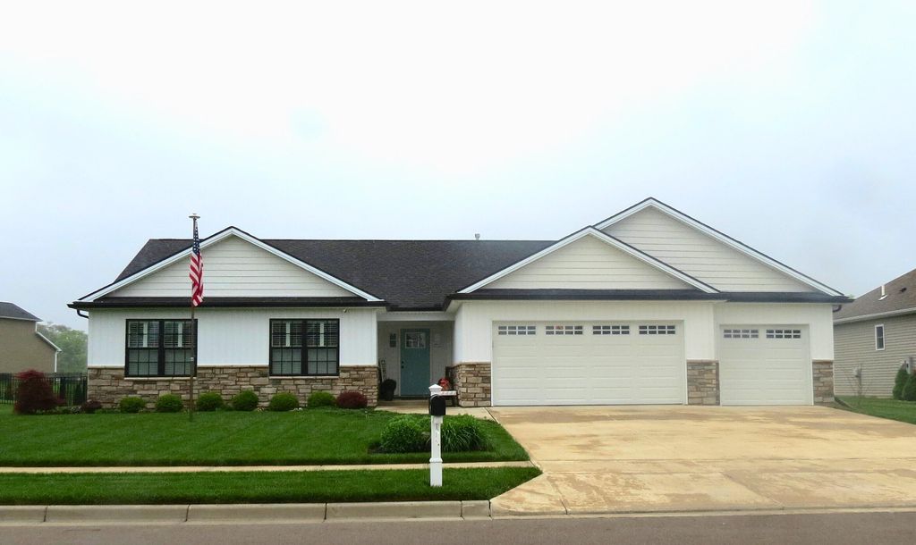546 Loxley Lane 546 Loxley Lane, Troy, OH 45373