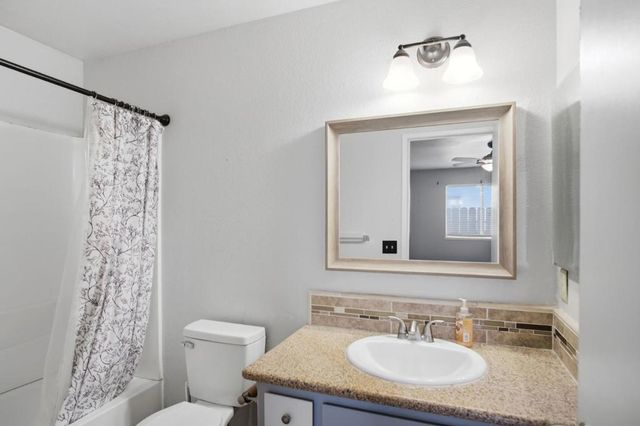 3117 Gibson Way, Modesto, CA 95354