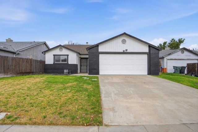 3117 Gibson Way, Modesto, CA 95354