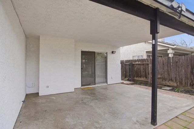 3117 Gibson Way, Modesto, CA 95354