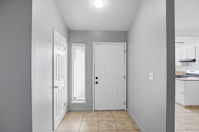 3117 Gibson Way, Modesto, CA 95354