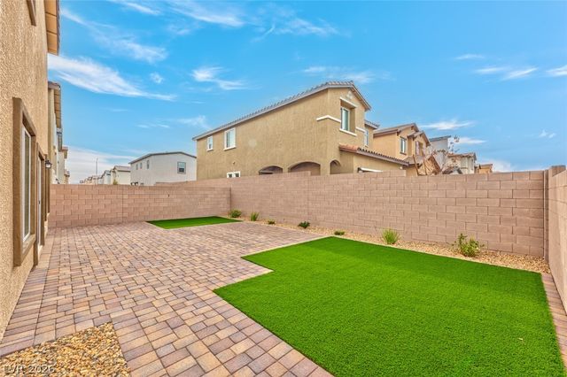 8273 Palladium Street, Las Vegas, NV 89113