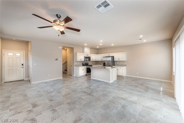 8273 Palladium Street, Las Vegas, NV 89113