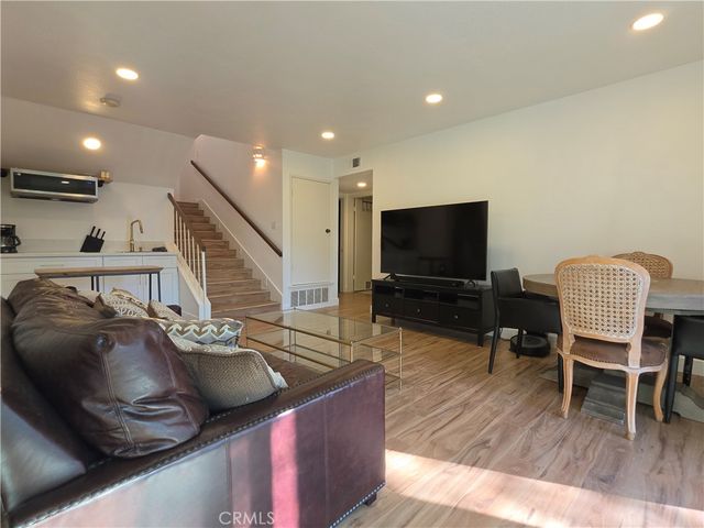 21 Rustling Wind, Irvine, CA 92612