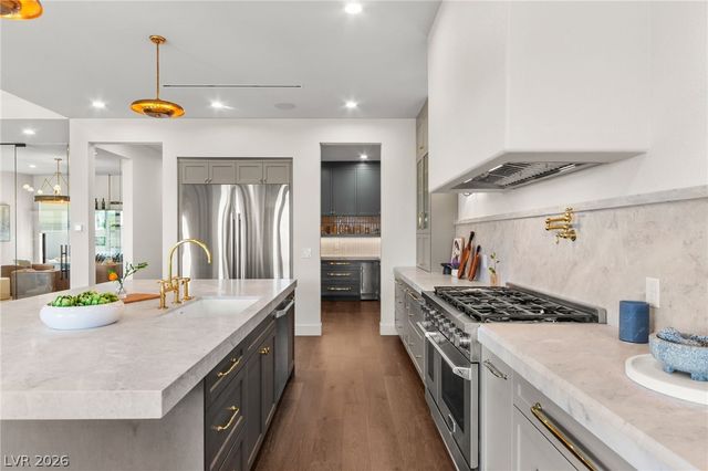 8575 Stange Avenue, Las Vegas, NV 89129