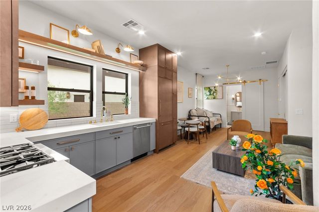 8575 Stange Avenue, Las Vegas, NV 89129