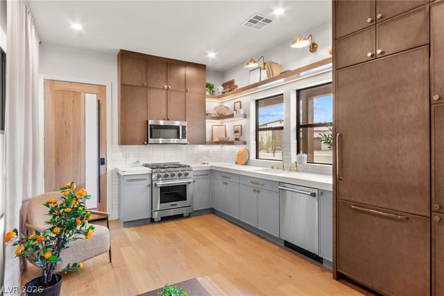 8575 Stange Avenue, Las Vegas, NV 89129