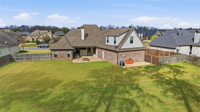 470 Long Acre Drive, Bossier City, LA 71111