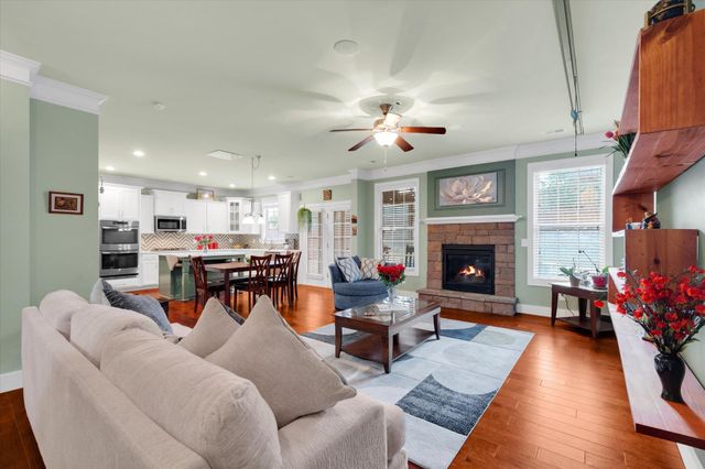 54 Wood Hollow Circle, Greer, SC 29650