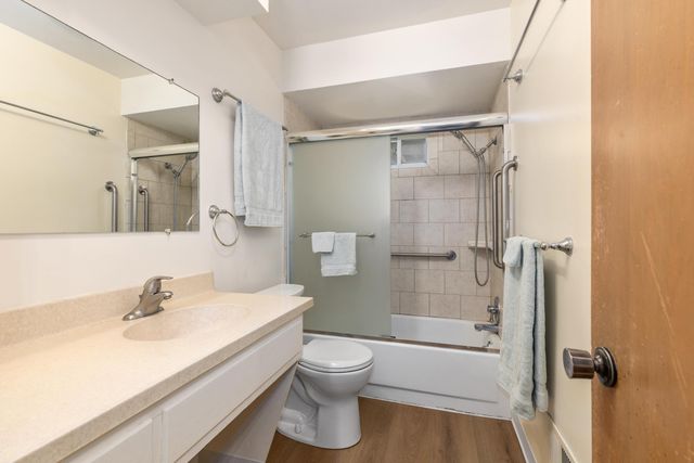 2855 Gerald Avenue NE, Grand Rapids, MI 49505