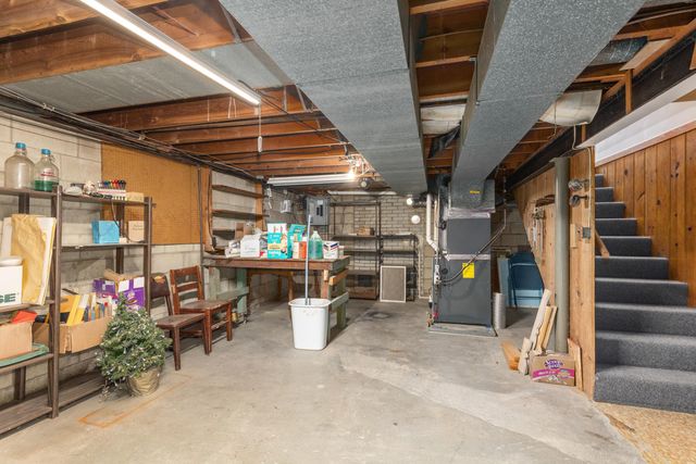 2855 Gerald Avenue NE, Grand Rapids, MI 49505