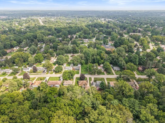 2855 Gerald Avenue NE, Grand Rapids, MI 49505