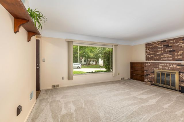 2855 Gerald Avenue NE, Grand Rapids, MI 49505