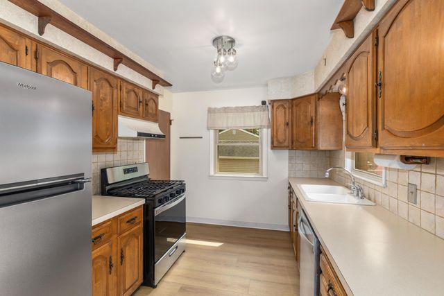 2855 Gerald Avenue NE, Grand Rapids, MI 49505