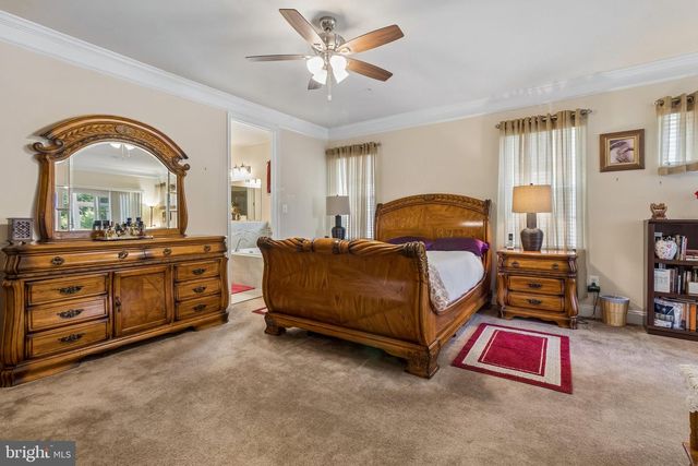 11239 PENZANCE LN, White Plains, MD 20695