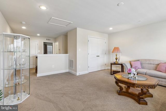 11239 PENZANCE LN, White Plains, MD 20695