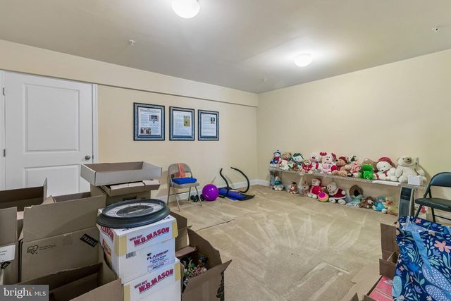 11239 PENZANCE LN, White Plains, MD 20695