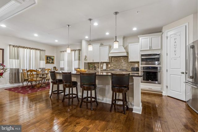 11239 PENZANCE LN, White Plains, MD 20695