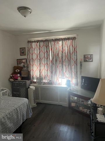 1236 E SANGER ST, Philadelphia, PA 19124