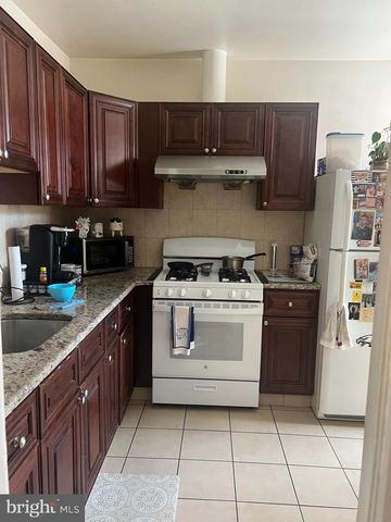 1236 E SANGER ST, Philadelphia, PA 19124