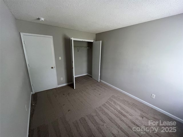 12111 Stewarts Crossing Drive, Charlotte, NC 28215