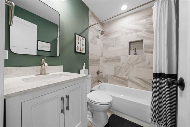 8601 Travis Street, Overland Park, KS 66212