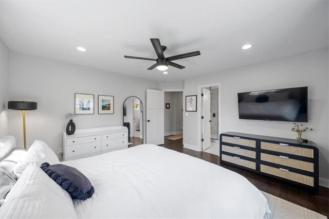 8601 Travis Street, Overland Park, KS 66212