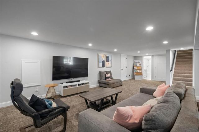 8601 Travis Street, Overland Park, KS 66212