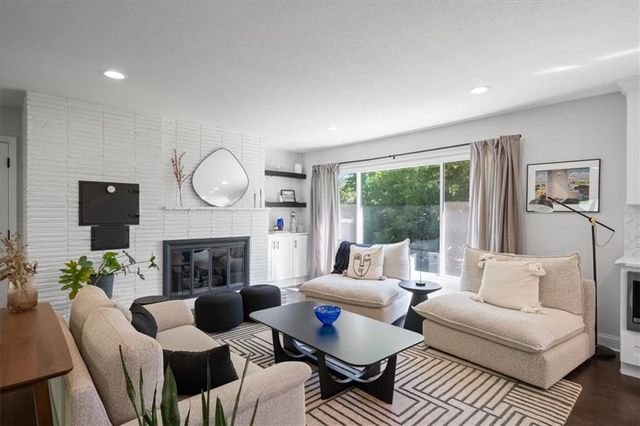 8601 Travis Street, Overland Park, KS 66212