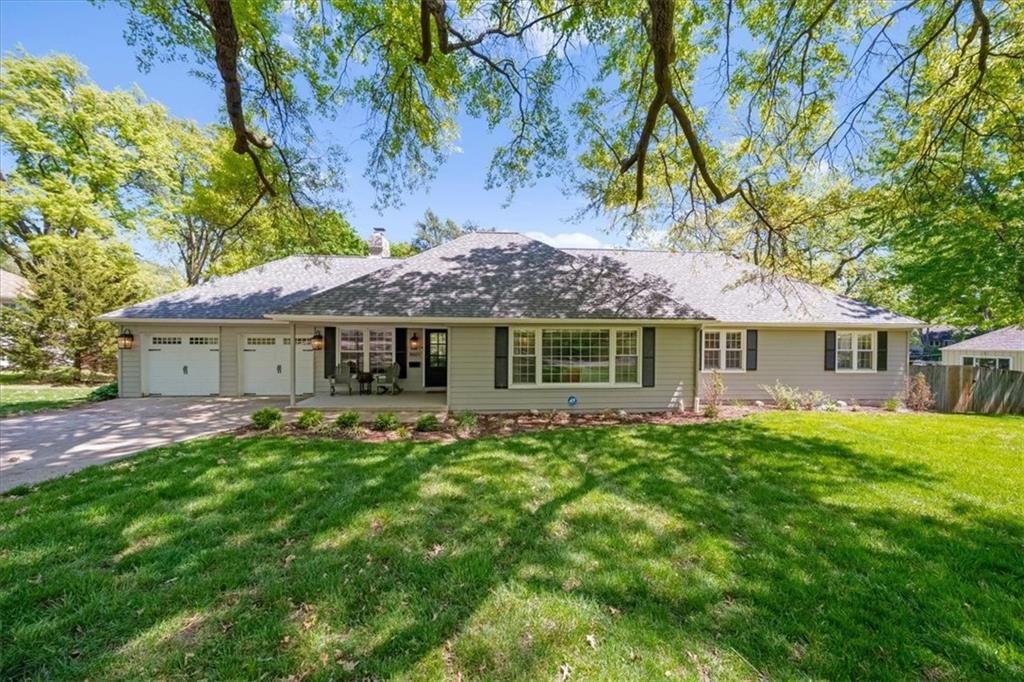 8601 Travis Street, Overland Park, KS 66212