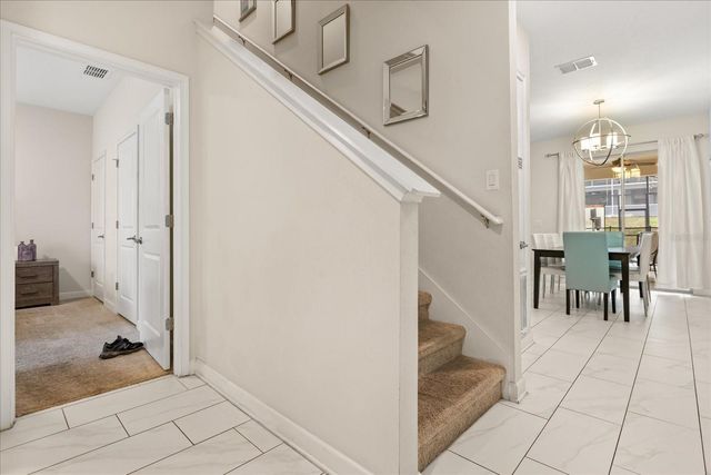 9075 DOGLEG DR, Davenport, FL 33896