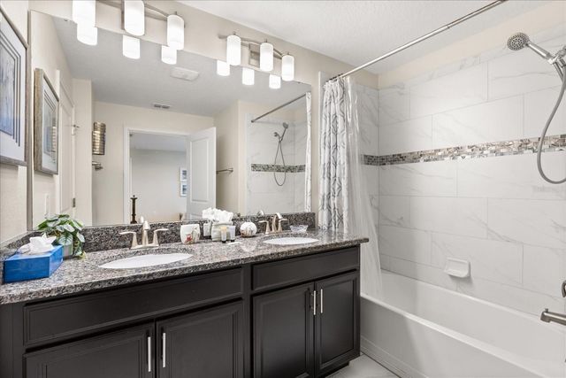 9075 DOGLEG DR, Davenport, FL 33896